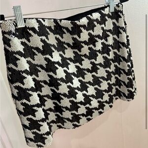 Zara Black and white sequin mini skirt